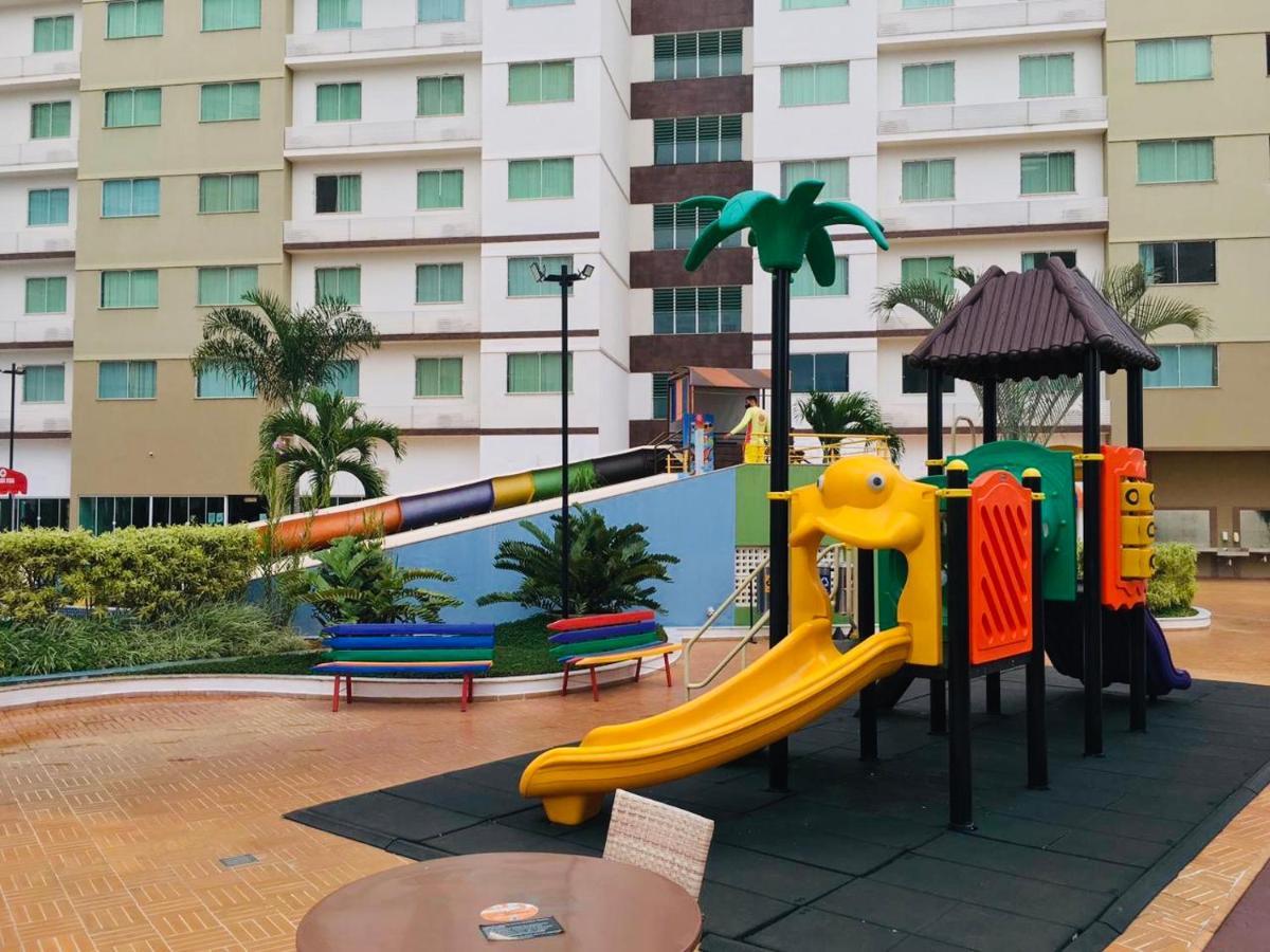 Prive Riviera Park Hotel Caldas Novas - Lindo Apartamento Inteiro Para 4 Pessoas Bagian luar foto